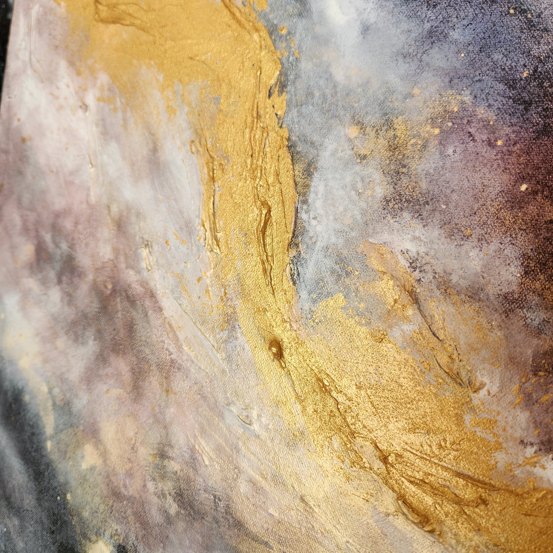 All the stars are falling - Aurora skies